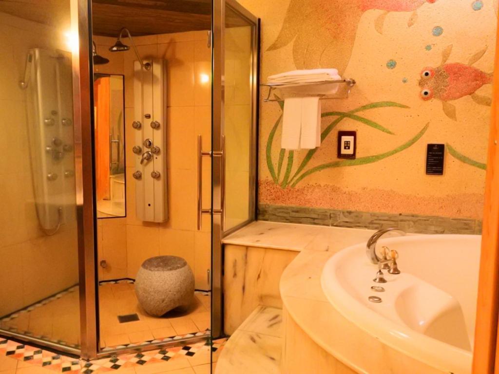 Swan Lake Motel Guishan Exterior foto
